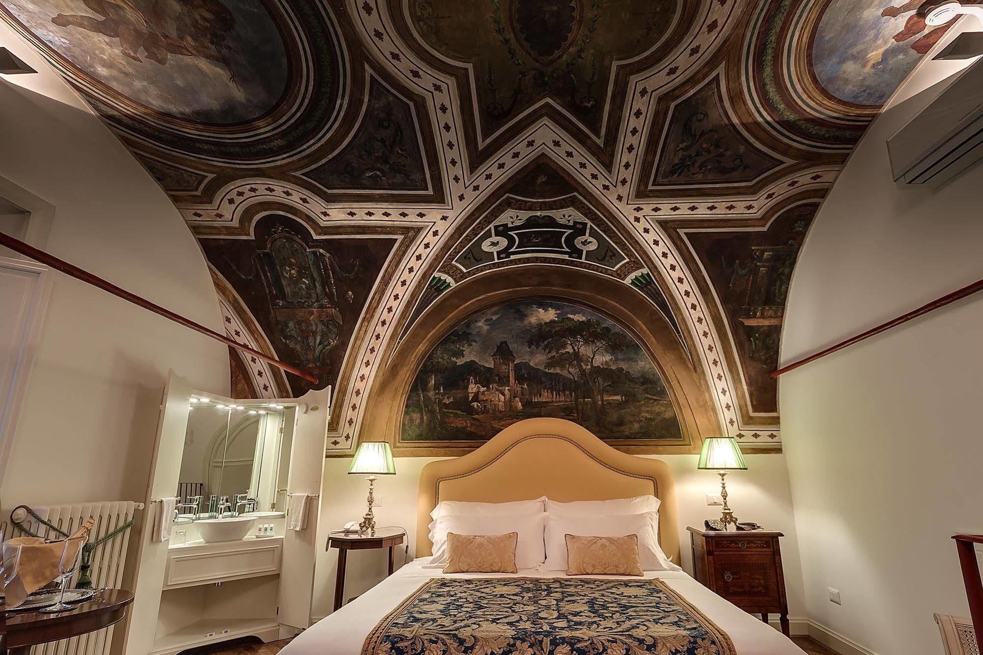 ปาลัสโซ คาร์ดินาลเซซิ Hotel โรม ภายนอก รูปภาพ