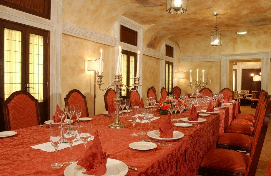 ปาลัสโซ คาร์ดินาลเซซิ Hotel โรม ภายนอก รูปภาพ